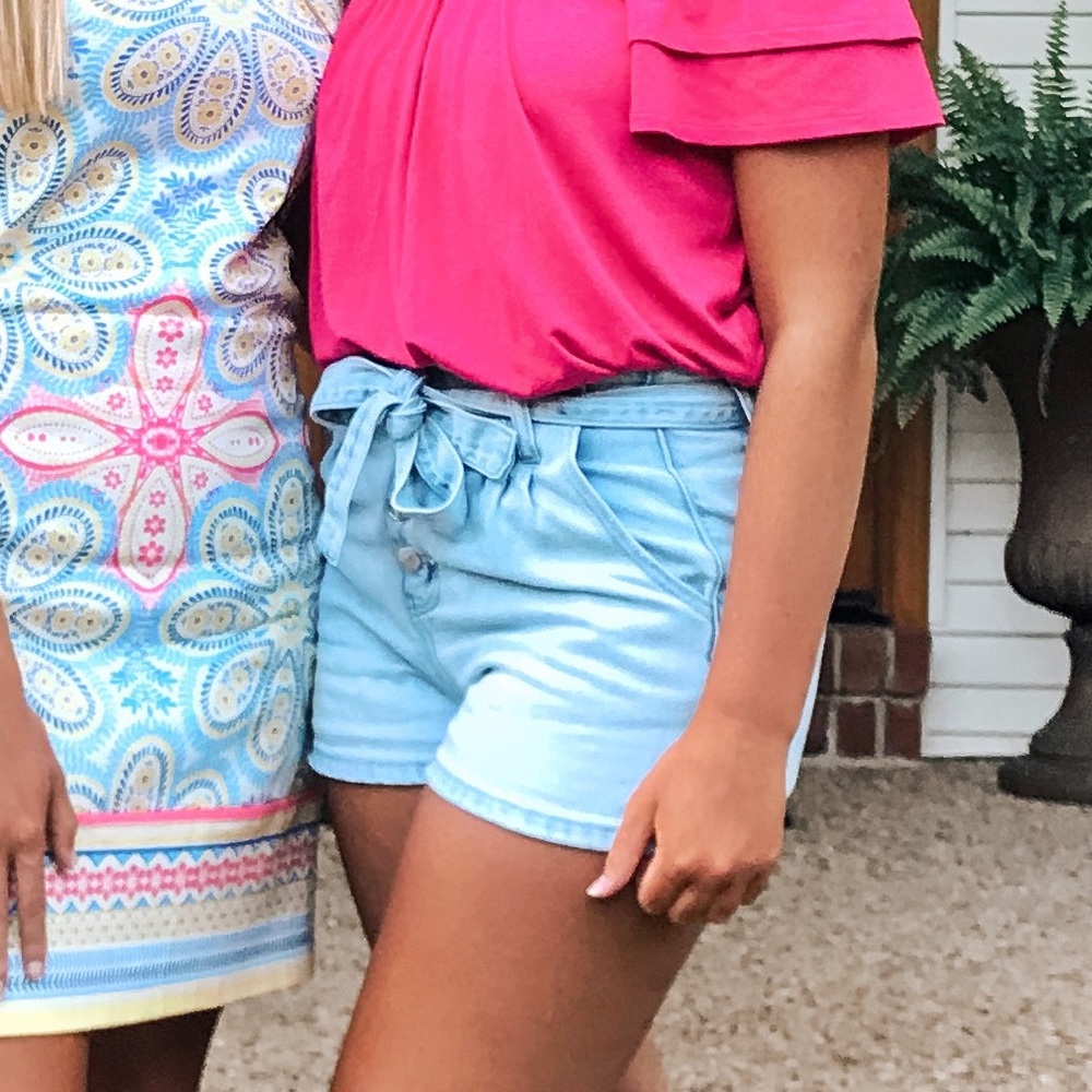 American Eagle tie denim shorts - Size 6